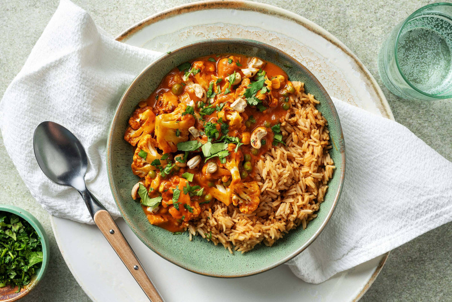 Ginger Cauliflower and Cashew Curry
