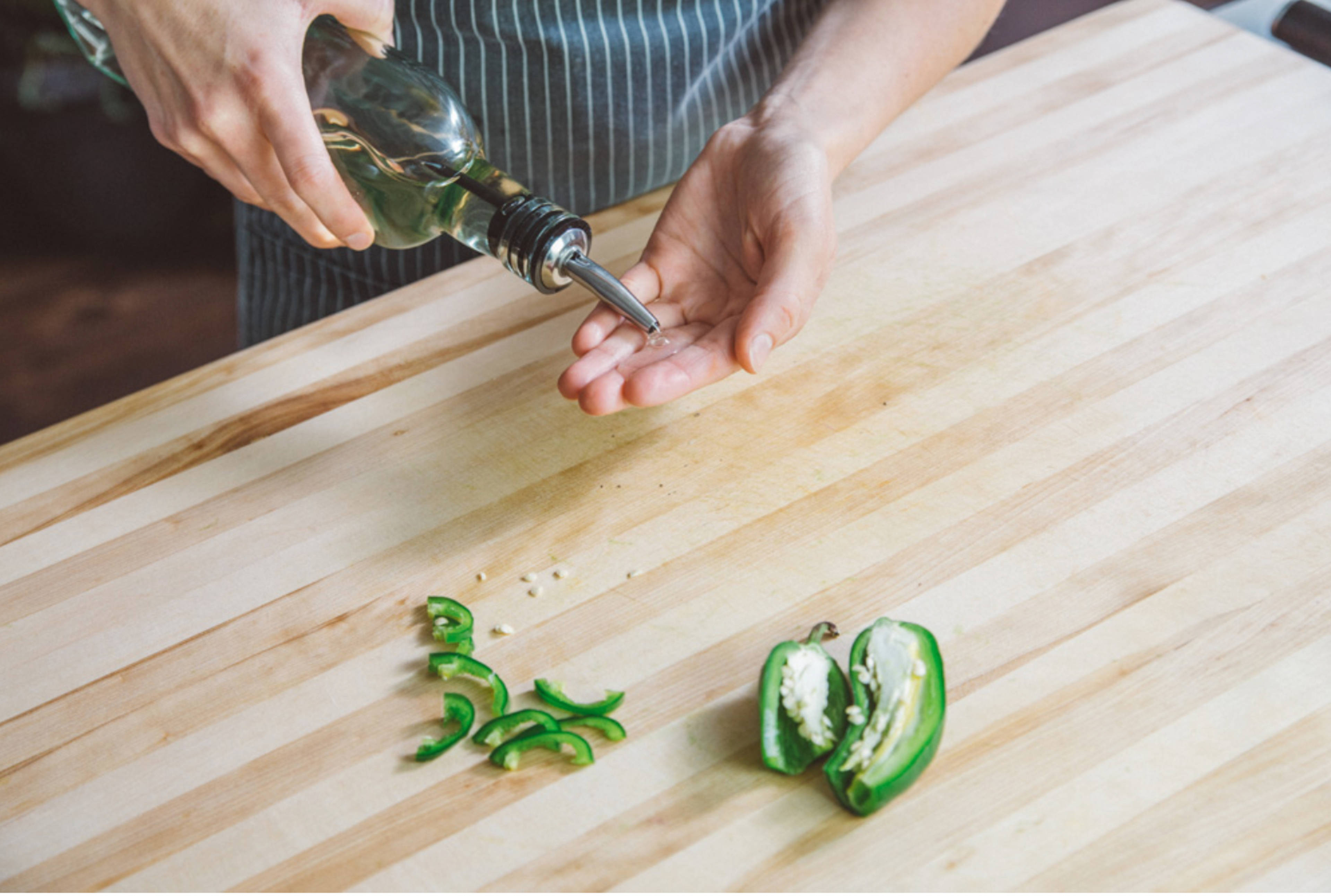 Learning How to Remove Spices From Your Finger is Easier Than You Think